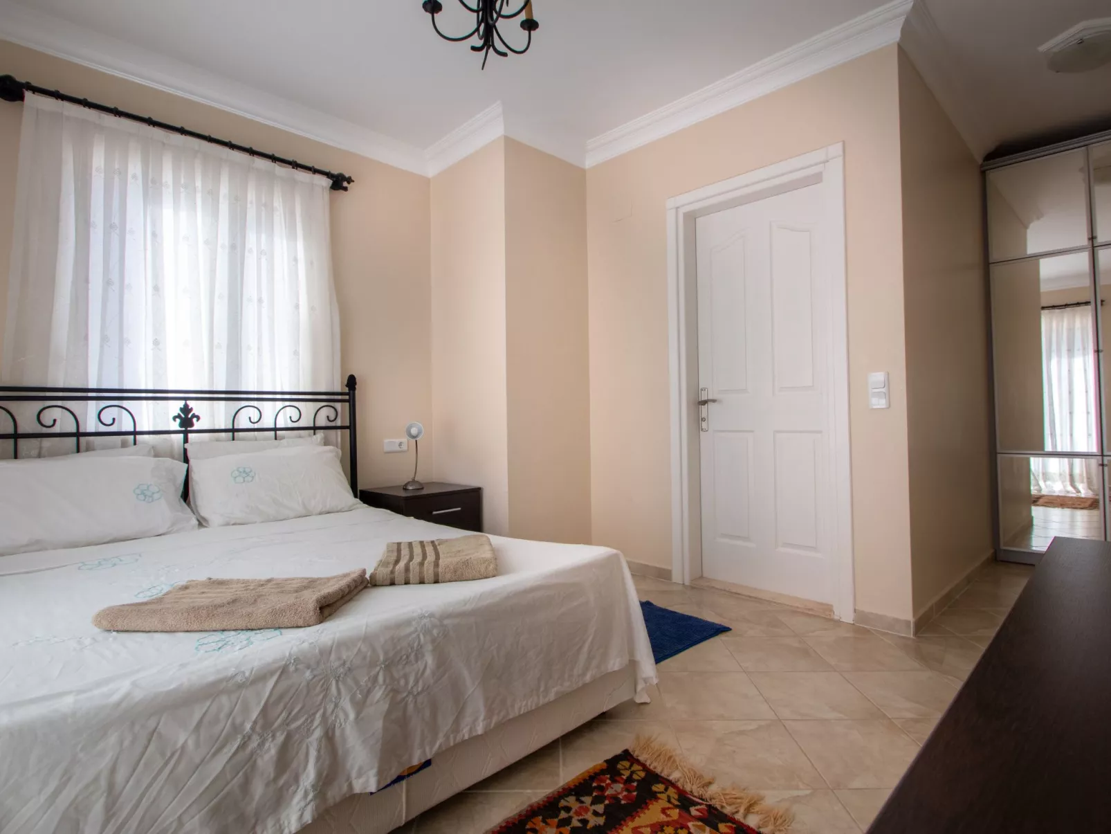 Mit Garten, Grill und Terrasse-Binnen