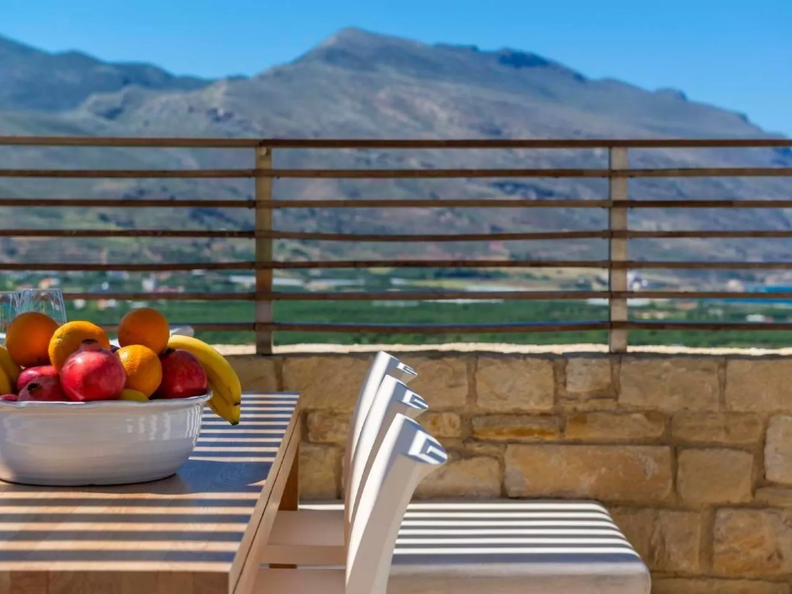 "Villa Charisma" mit eigenem Pool-Buiten