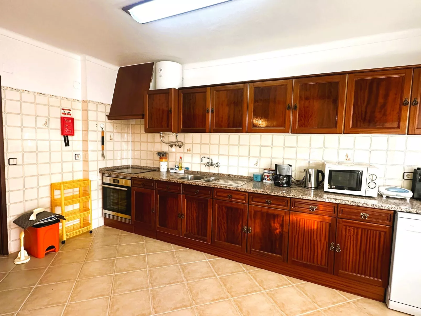 Charles Beach Haus-Binnen