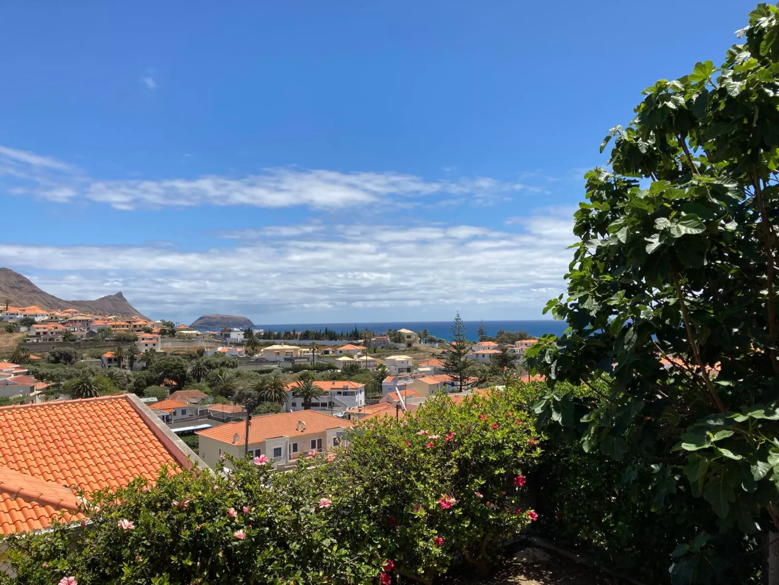 3-Schlafzimmer-Stadthaus, mit Panoramablick-Buiten