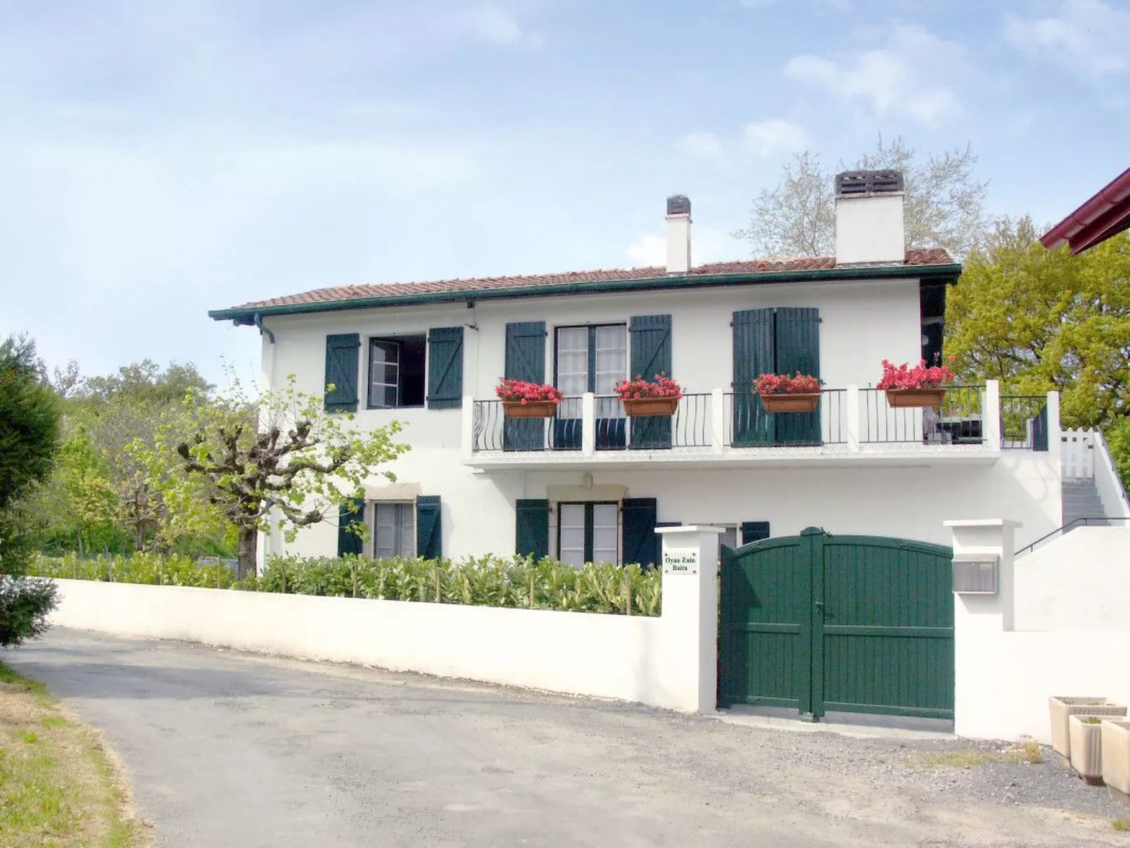 Fewo mit Terrasse-Buiten