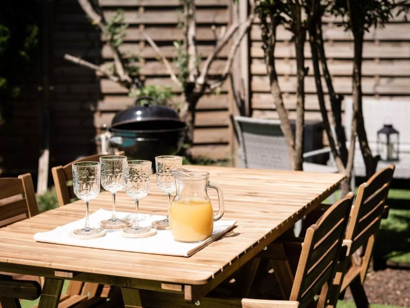 Villa Eden Bleu - Haus in Südlage mit beheiztem Pool und privatem Whirlpool-Buiten