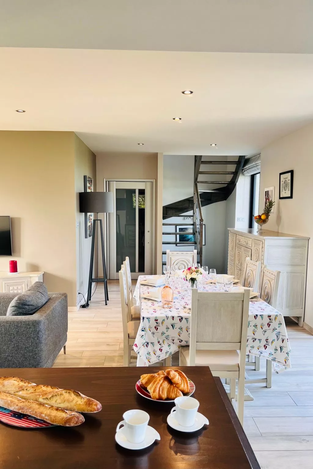 Villa Tante Alice  Meerblick Komfort Villa Alleinlage mit Aufzug Jacuzzi Dampfb-Binnen