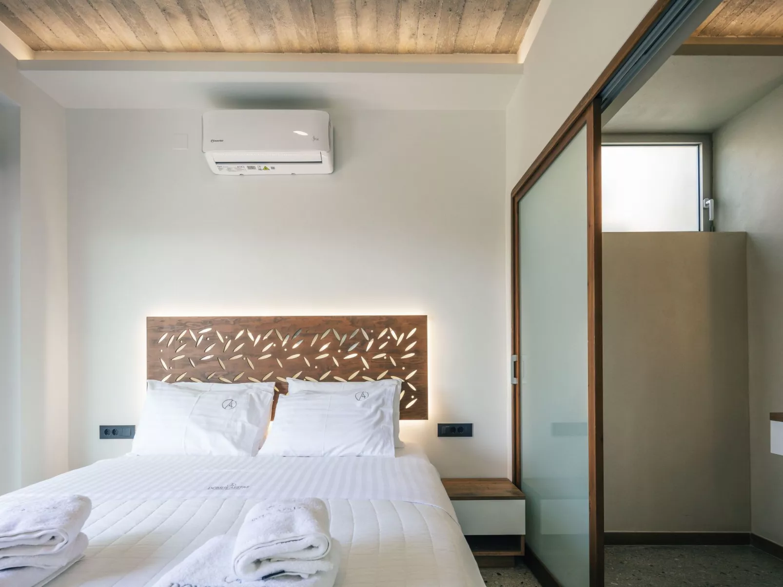 Neu gebaute Villa mit privatem Pool und Grillplatz-Binnen