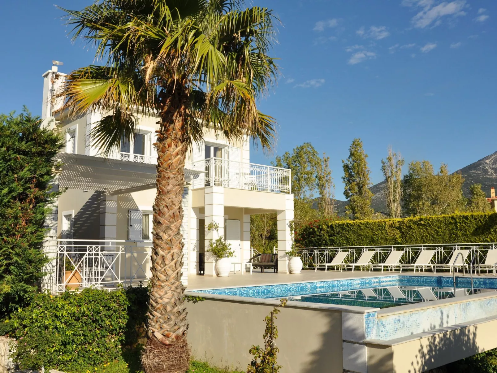 Villa "Sea View" mit spektakulärem Meerblick-Buiten