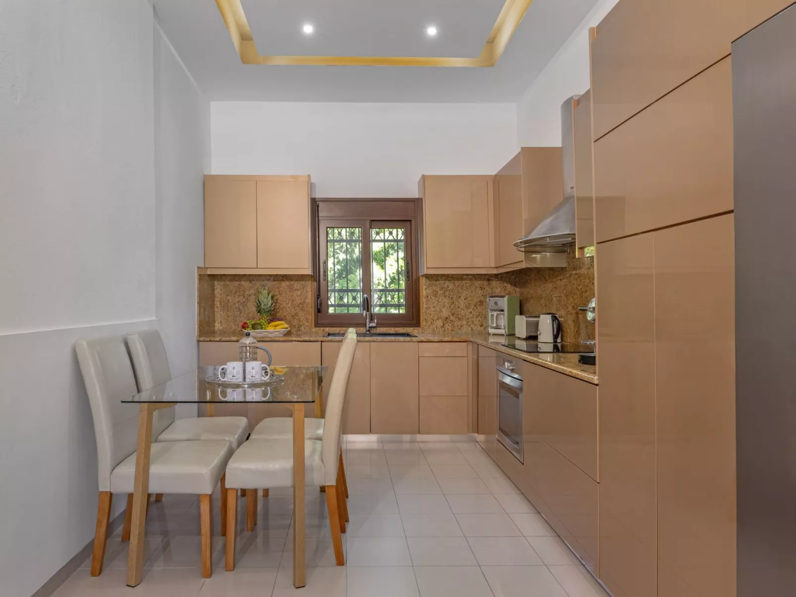 Mit Privatpool für 20 Personen in Ialysos, Dodekanes-Binnen