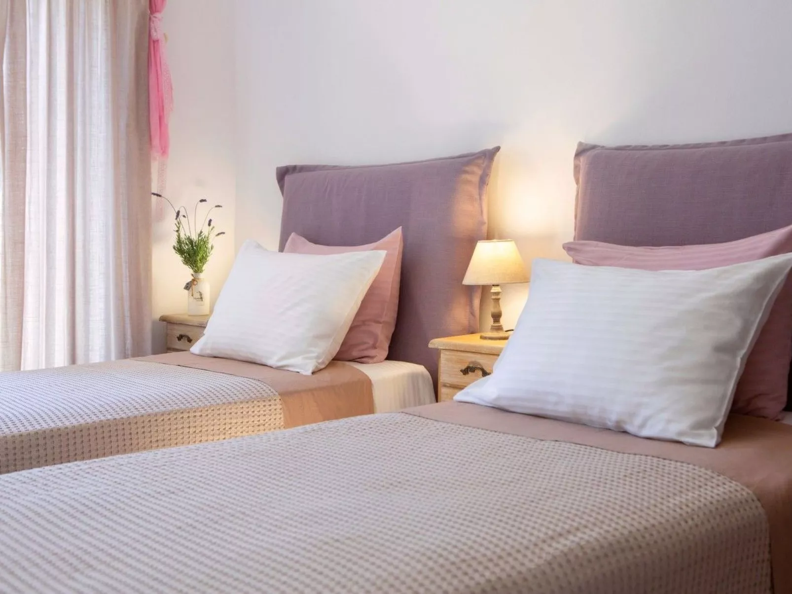 "Agapi" mit Infinity-Pool-Binnen