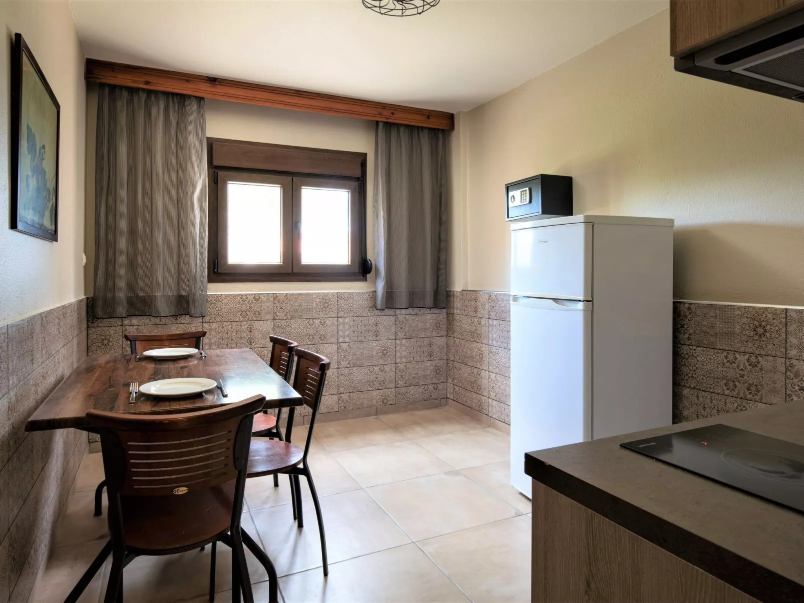 Elegantes Apartment im Erdgeschoss mit Gartenblick-Binnen