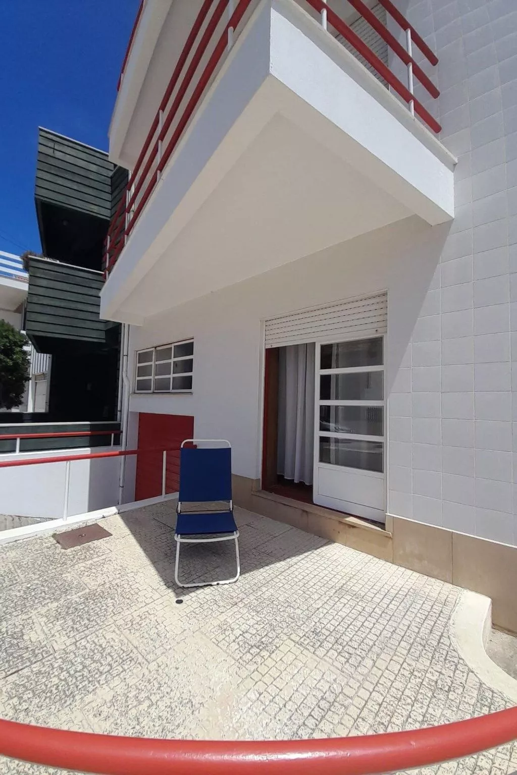 Zärtliche Momente in dieser gemütlichen Wohnung-Buiten