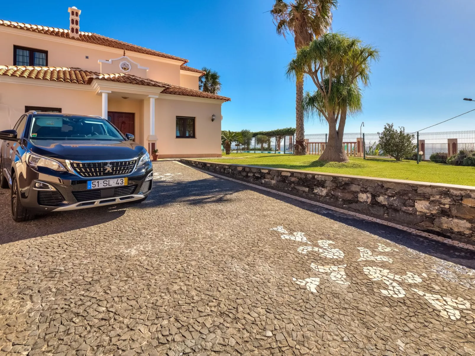 Königliche Villa Amores-Buiten