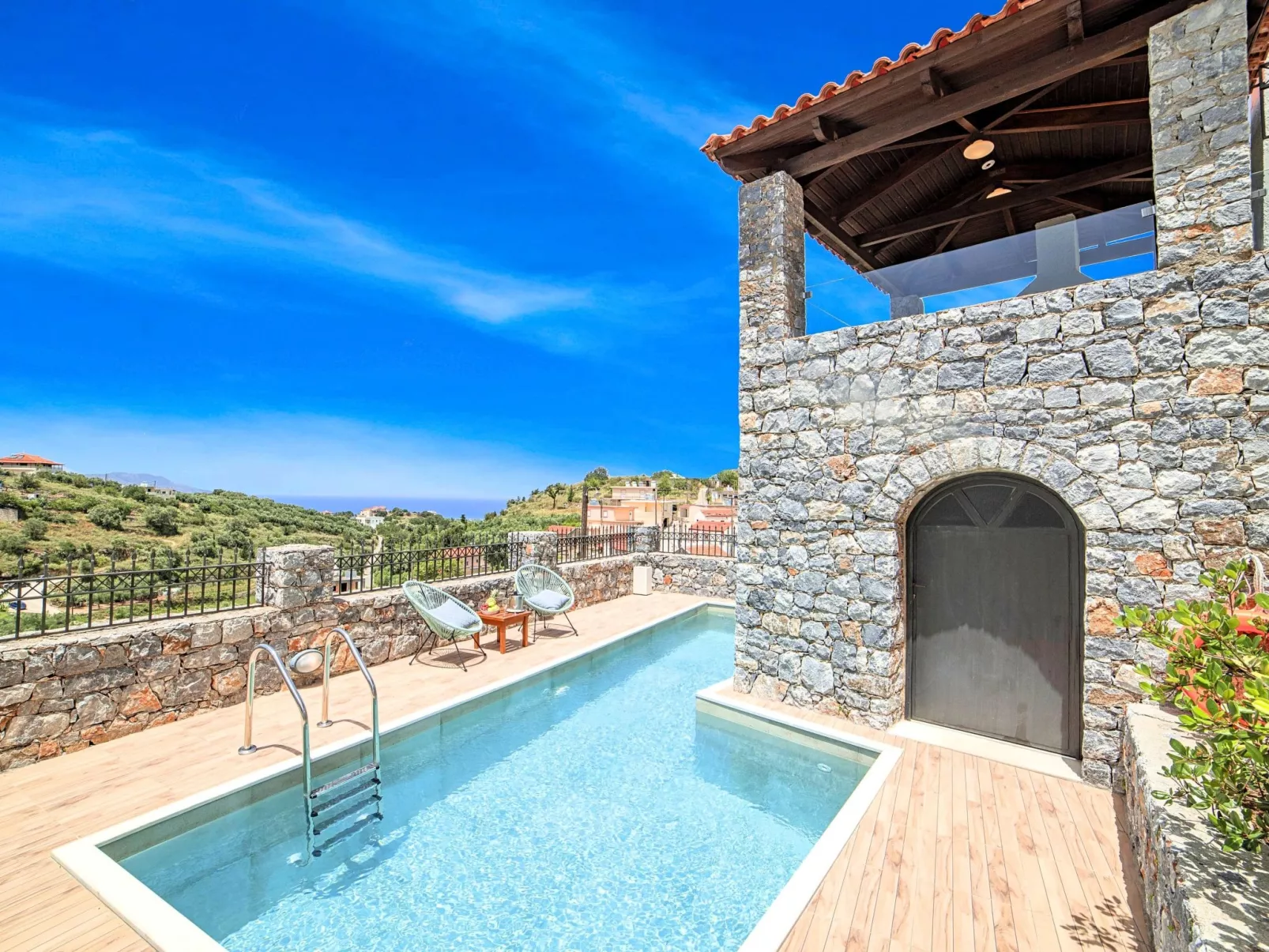 Villa Akrothea-Buiten