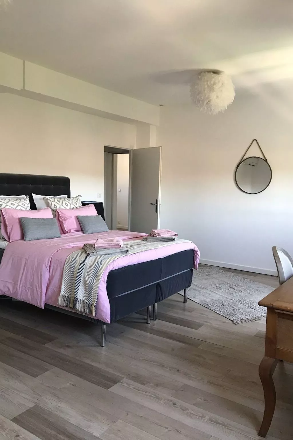 Villa mit Garten, Grill und Terrasse-Binnen