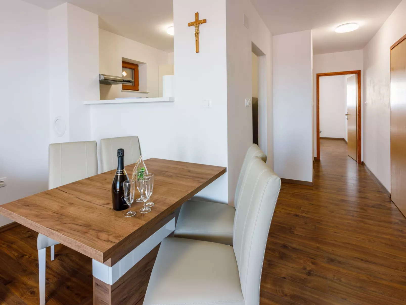 Wohnung in Novi Vinodolski mit Eigenem Balkon-Image-tags.info