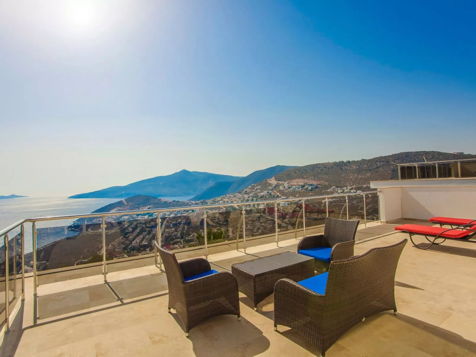 Villa für 10 P mit unglaublichem Ausblick-Image-tags.info