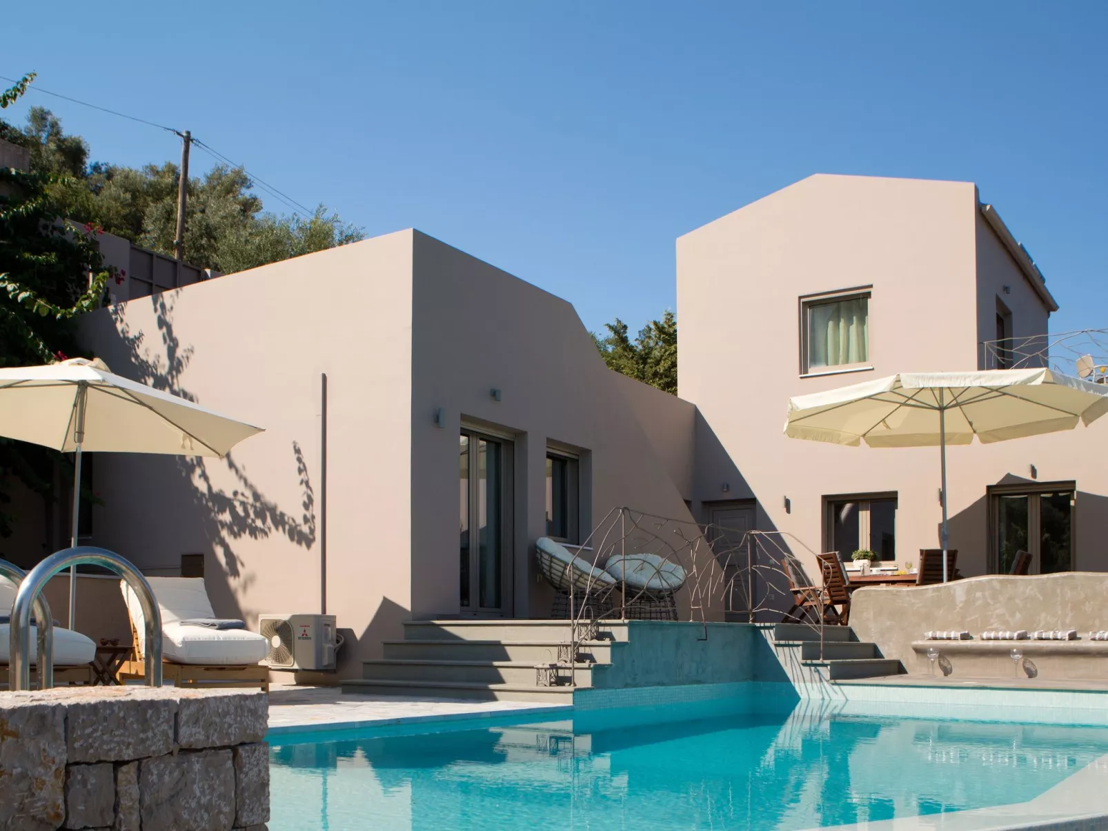 Für 6 Personen und 1 Kind in Perigiali-Buiten