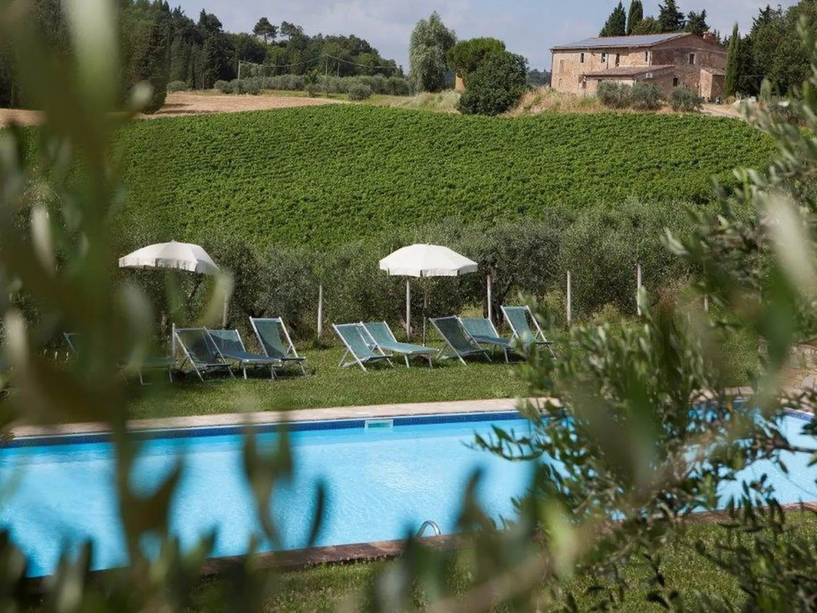 'Pini capponi' mit Pool-Image-tags.info