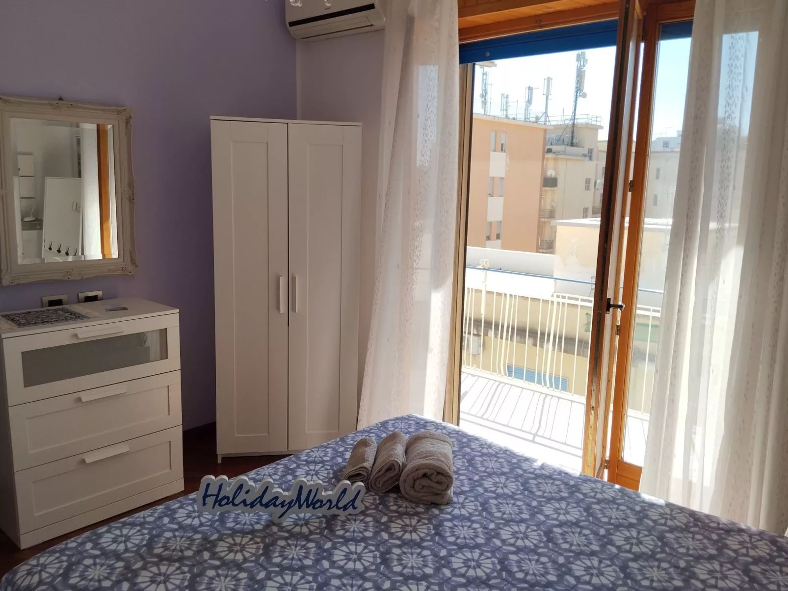 Sea La Vie by Holiday World-Image-tags.info