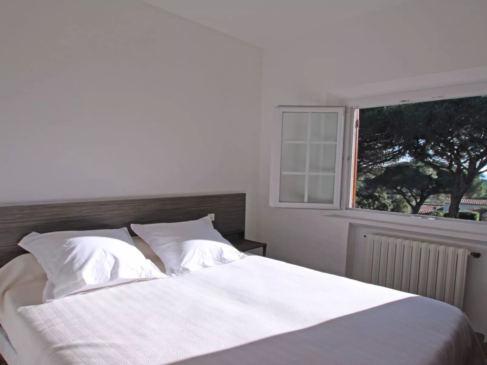 Villa Cavok 6 Pers- Privates Schwimmbad - WiFi-Binnen