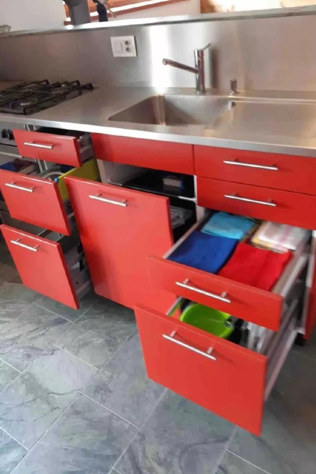 Monte Campell Dasura-Binnen