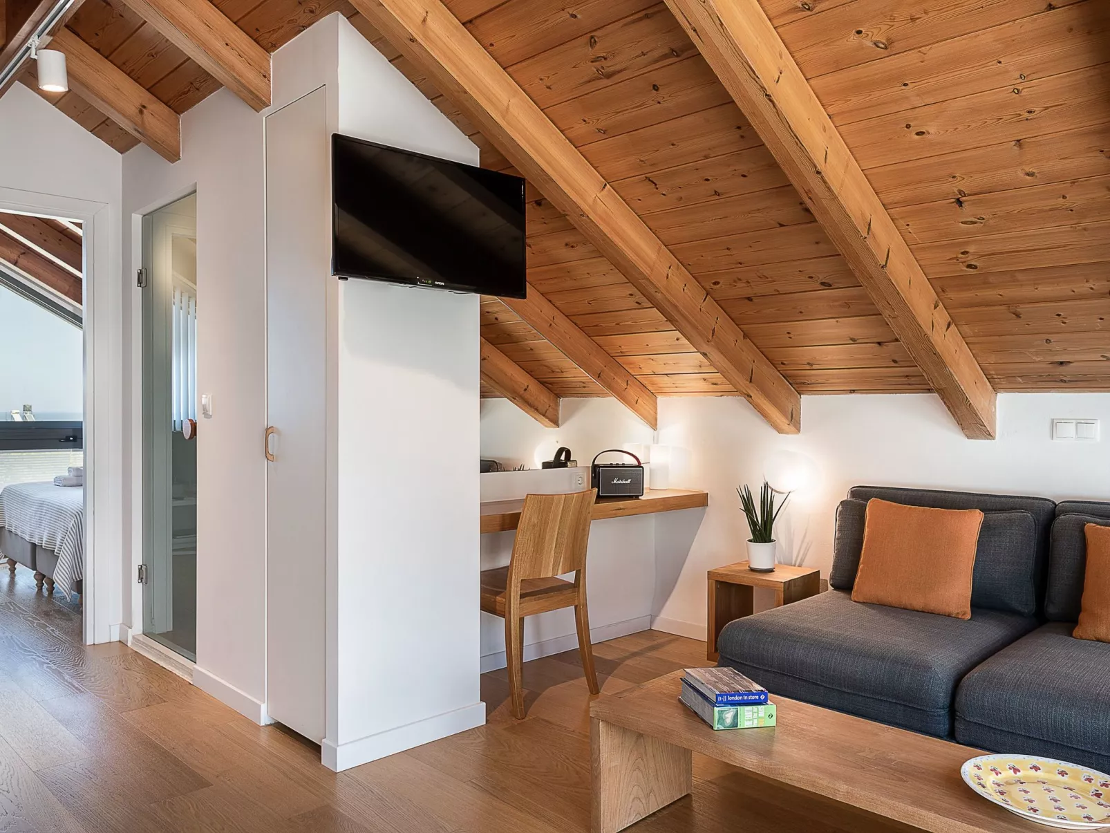 Ferienvilla mit beheiztem Pool und schöner Aussicht-Image-tags.info