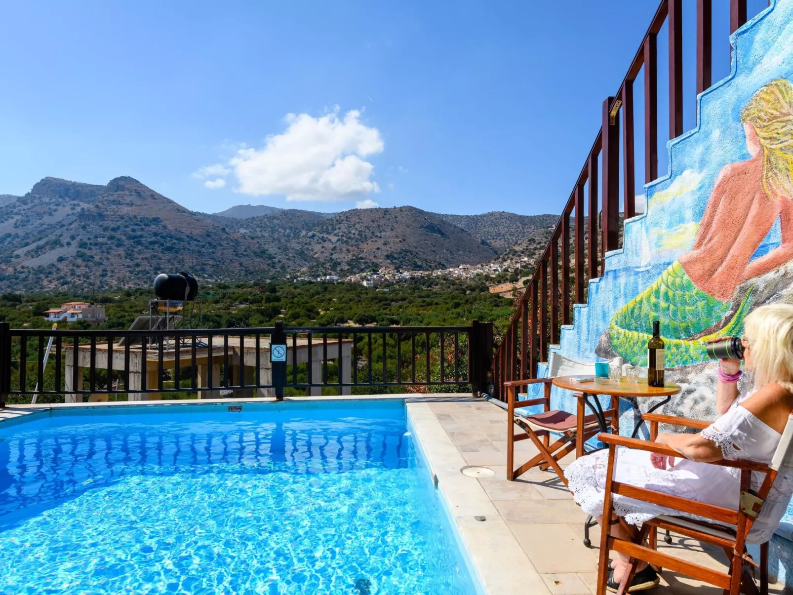 Kretisches Steinhaus mit Gemeinschaftspool-Buiten