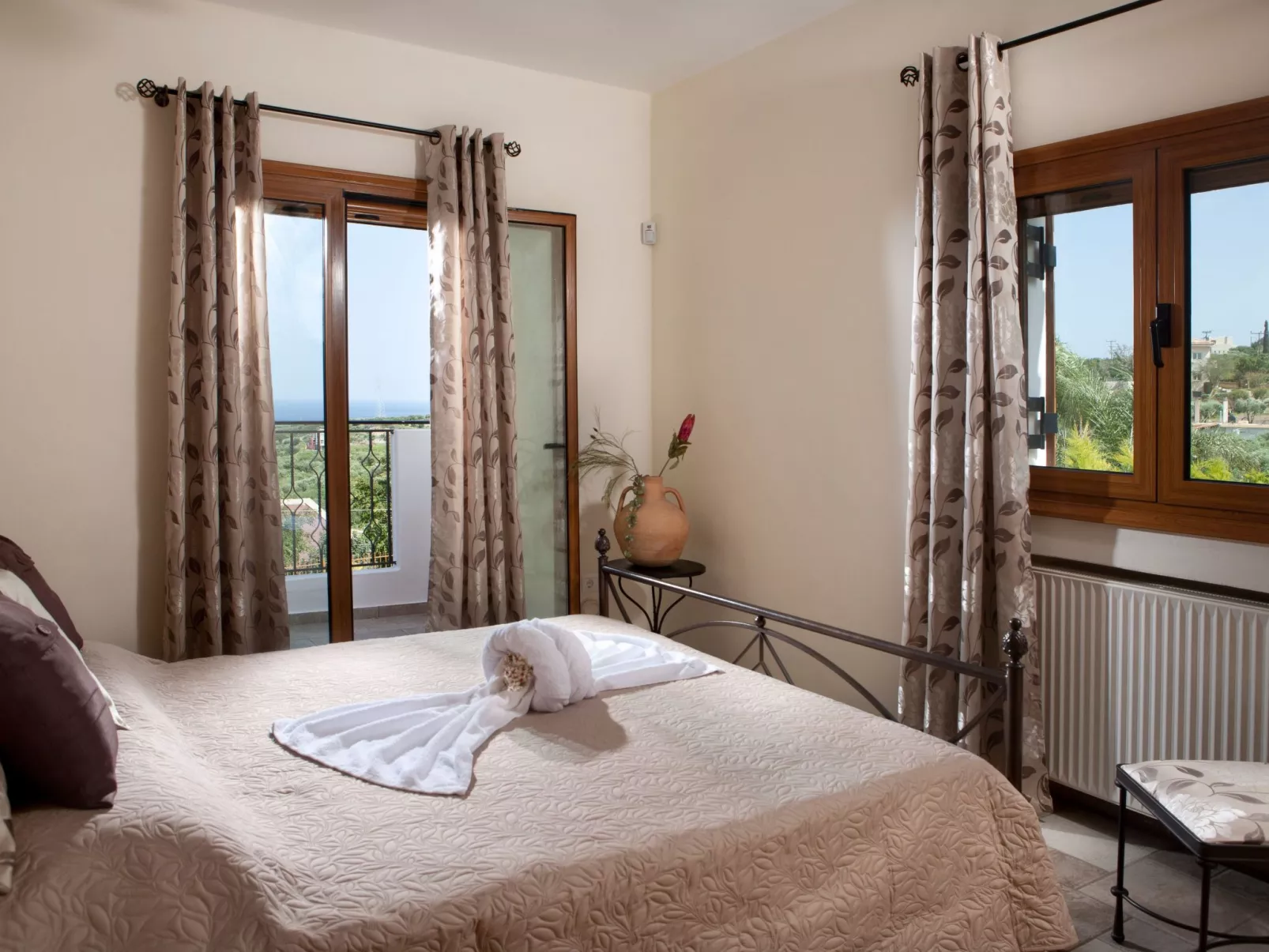 Pandora - Image-tags.info