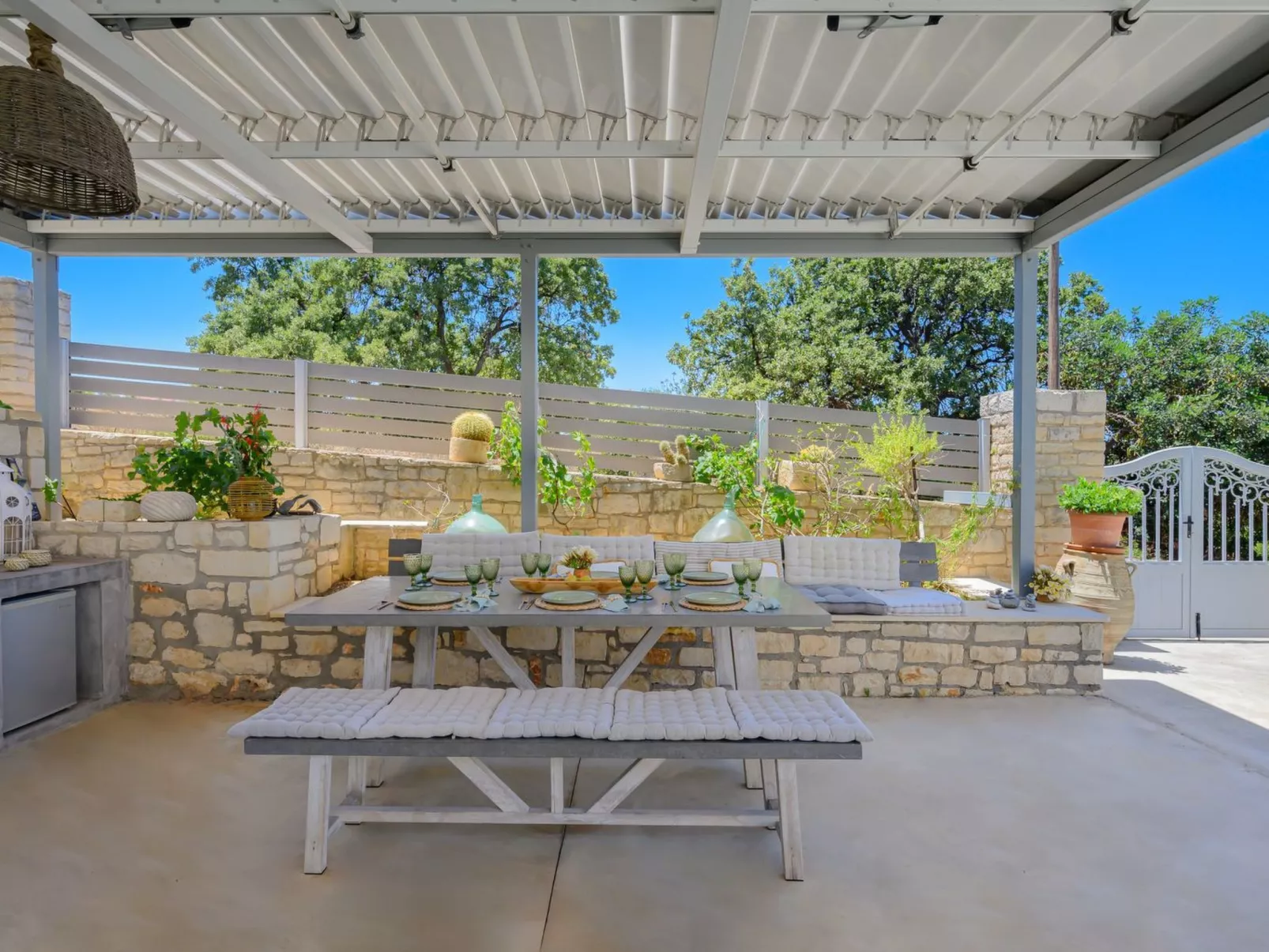 Villa mit Infinity-Pool und BBQ, Nähe zum Strand-Image-tags.info