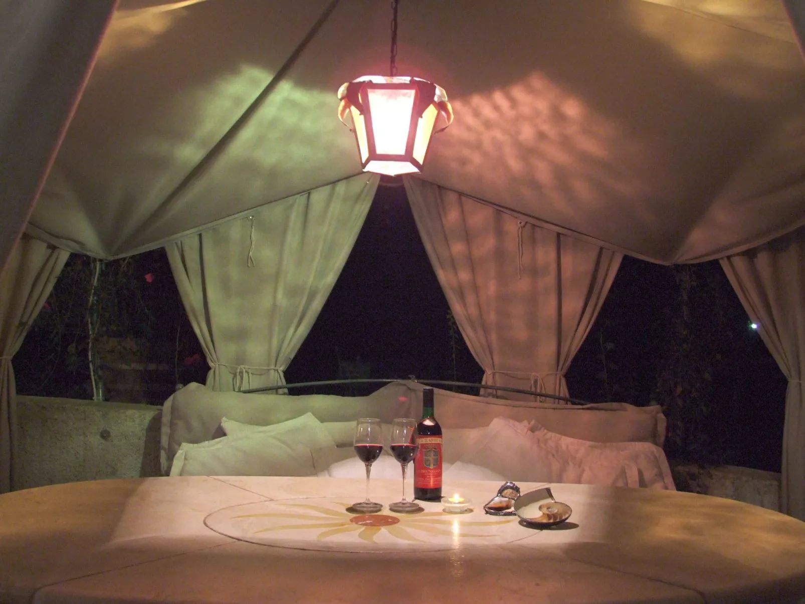 'Camelia' mit Terrasse-Binnen