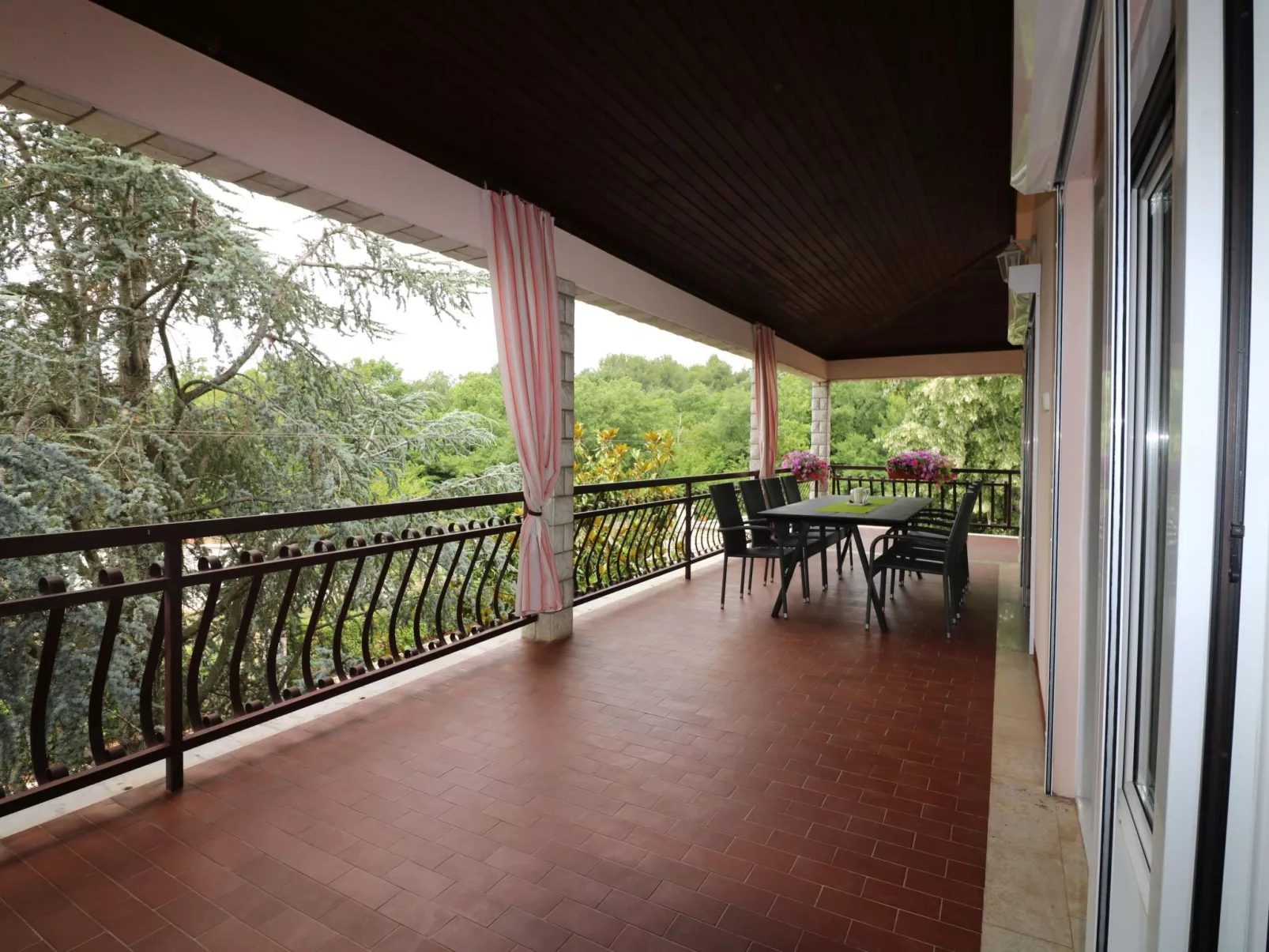  LUNA-Image-tags.info