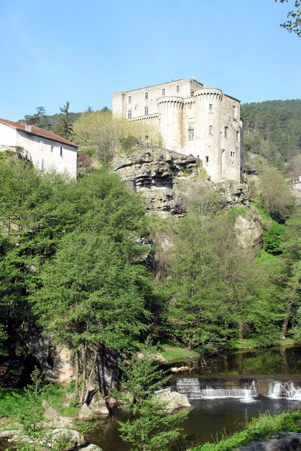 Ein gemütliches Nest im Herzen der Ardèche Méridionnale-Omgeving