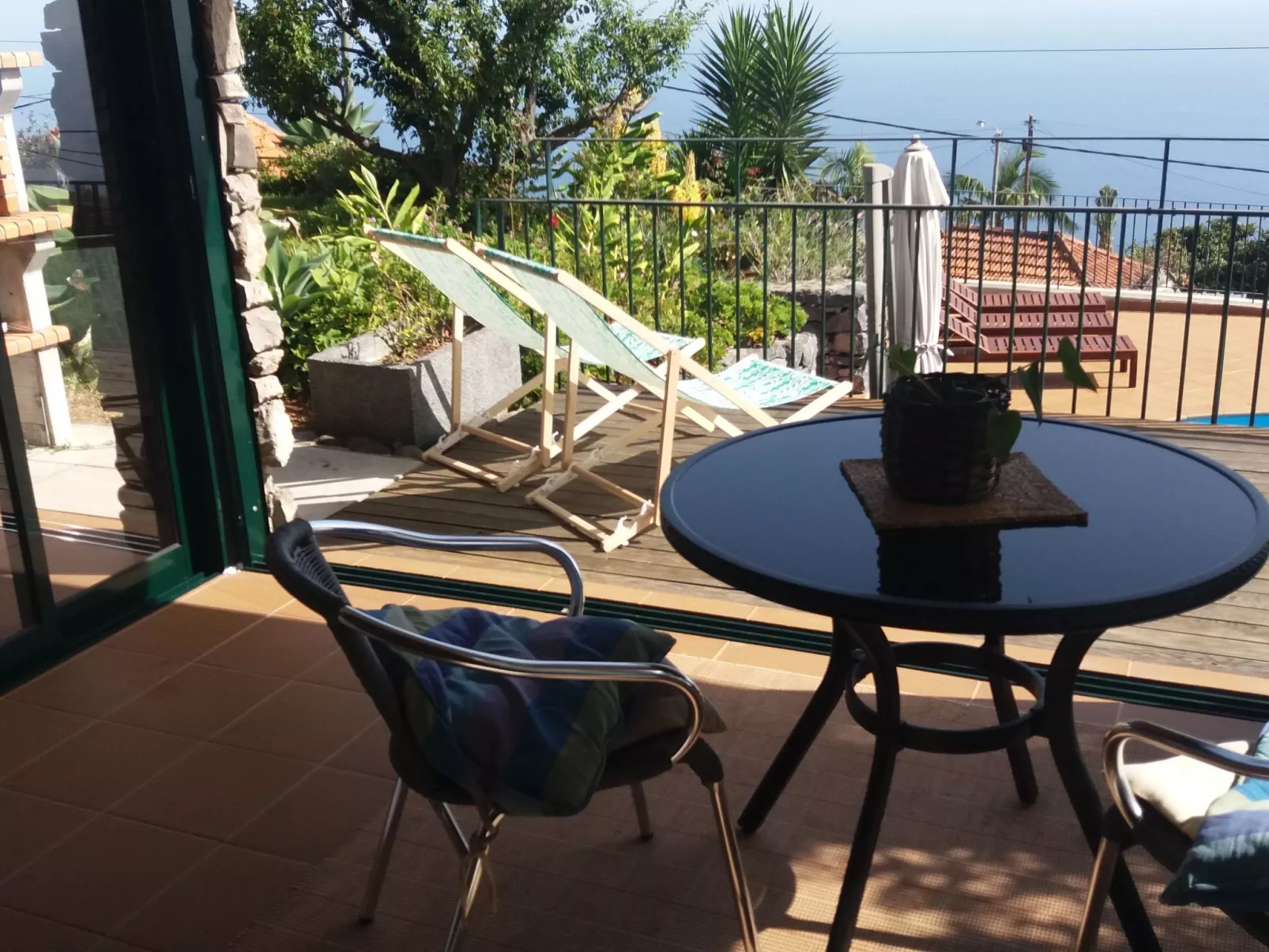 Für 2 Personen ca. 55 m&sup2; in Estreito da Calheta, Madeira (Südküste von Mad-Buiten