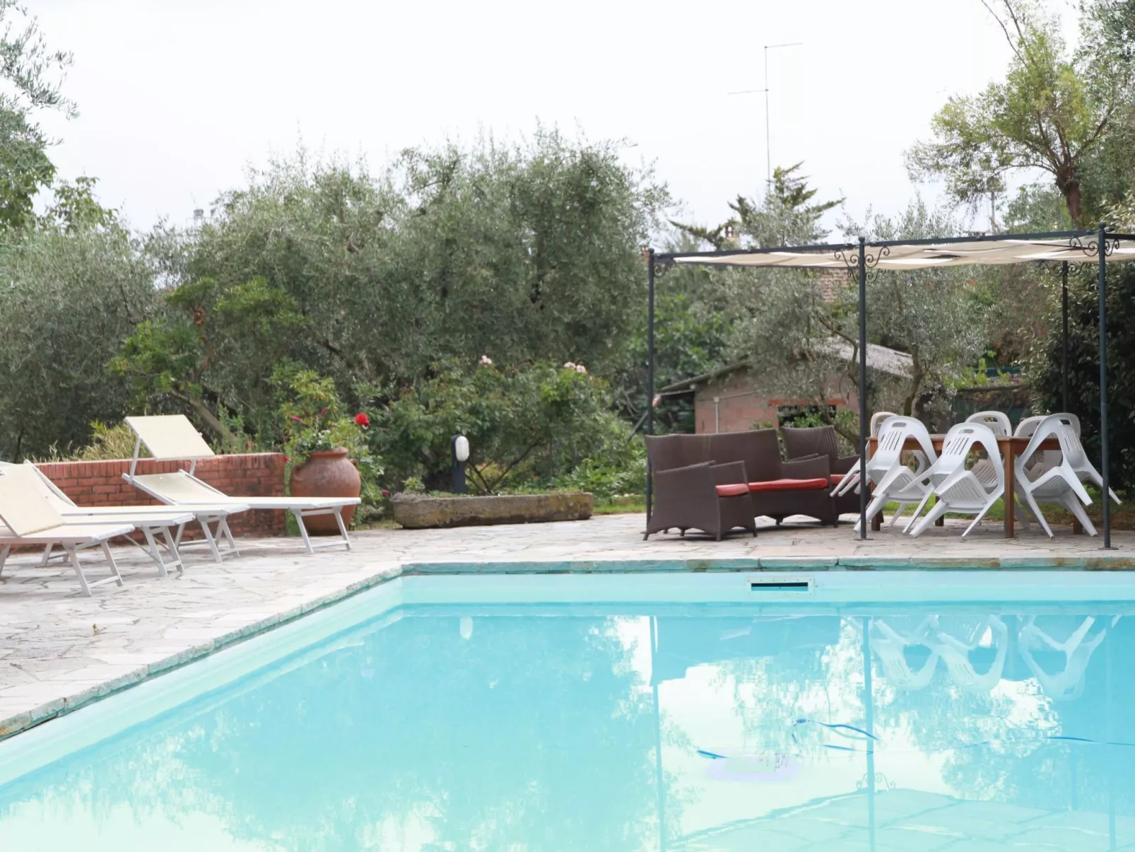 Wohnung 'Giulia 6' mit Pool-Buiten