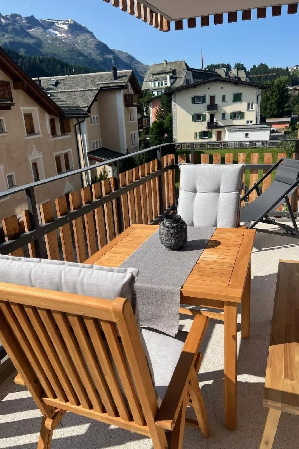 Chesa Villasimius-Buiten