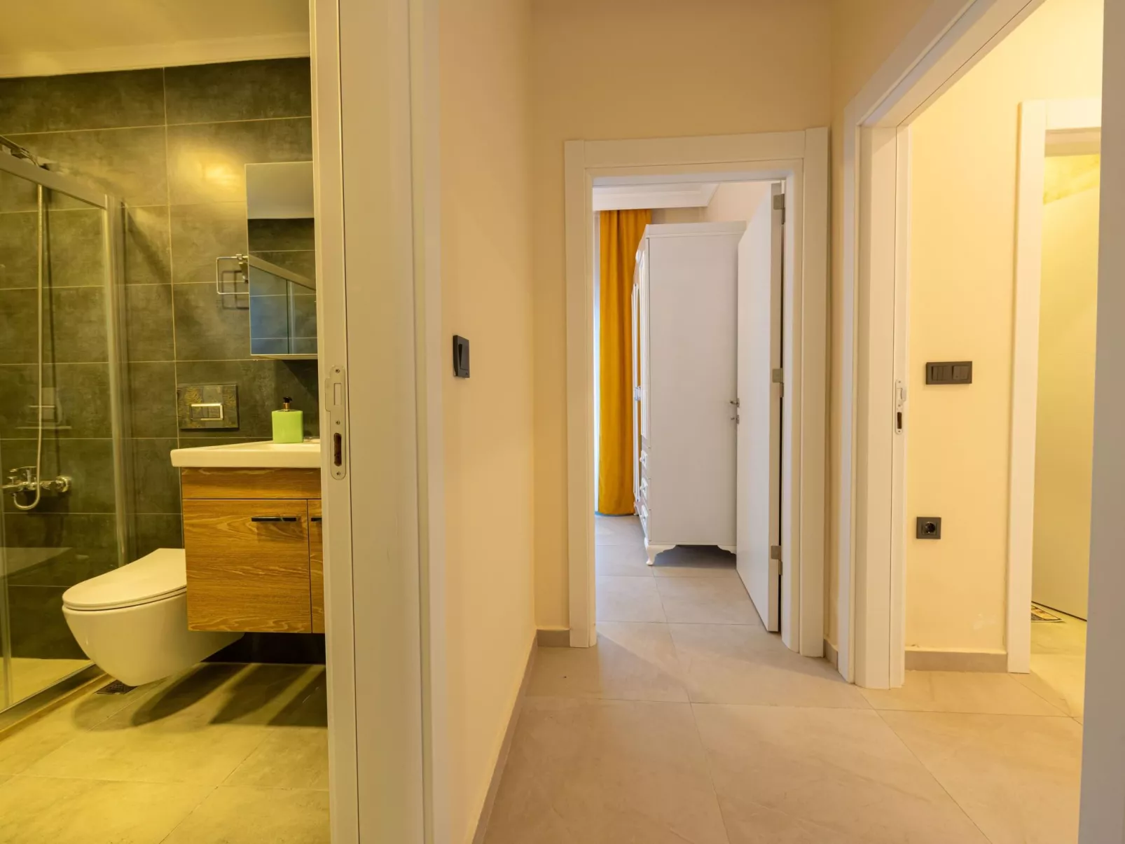 Große für Villa bis zu 9 Personen-Binnen