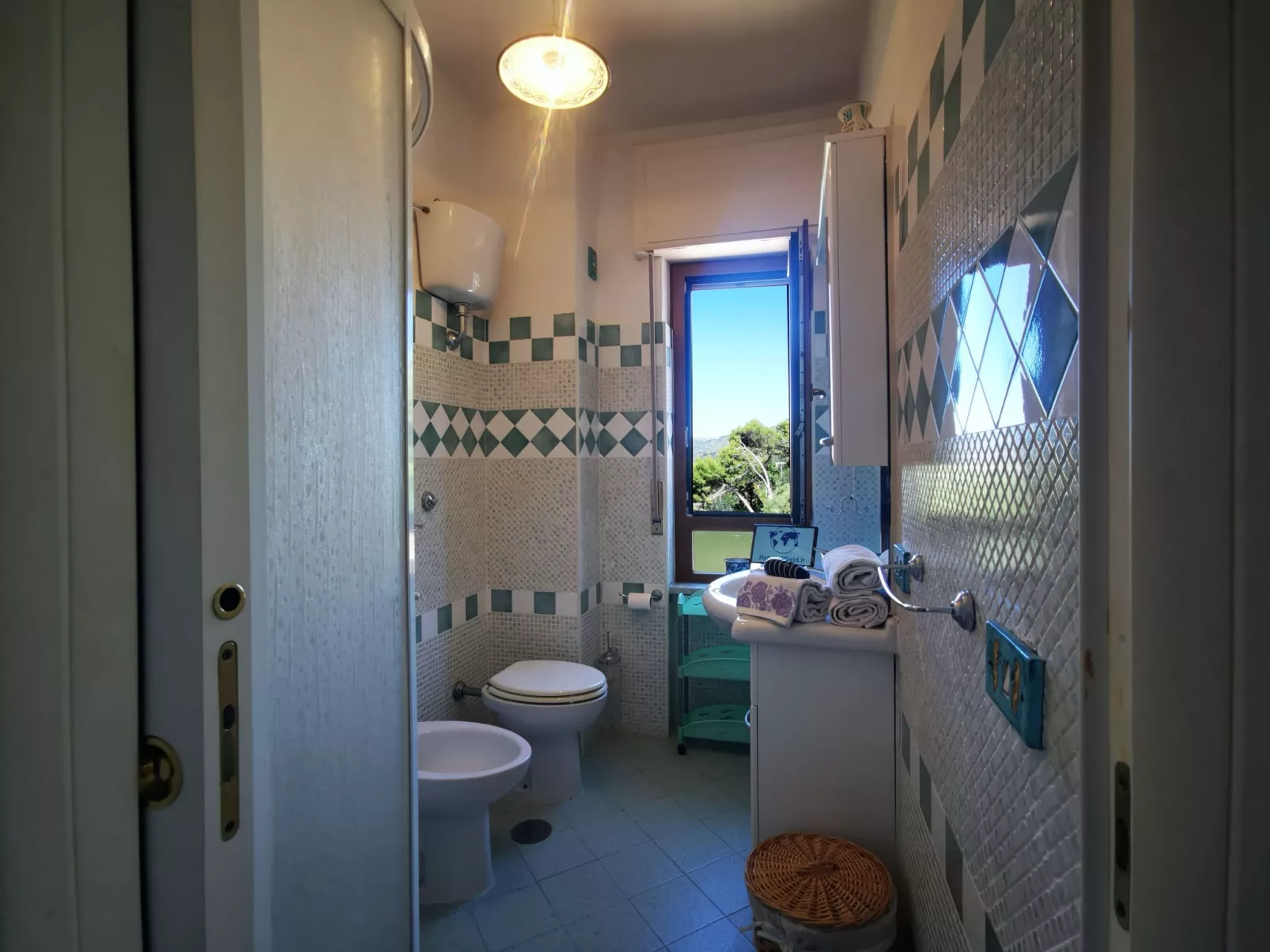 Meditheia von Holiday World-Binnen