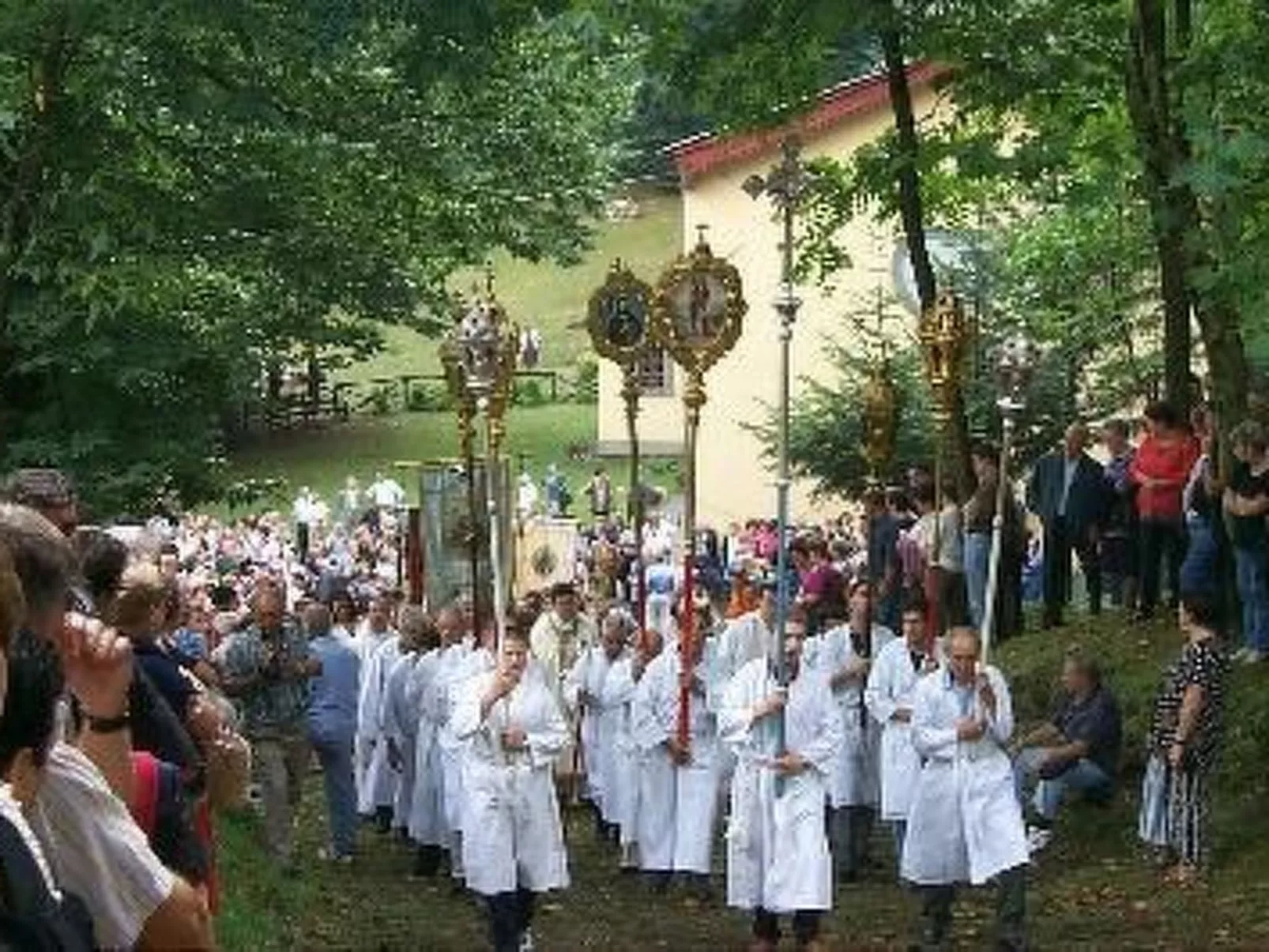 Anwesen "Marta" mit Terrasse-Buiten