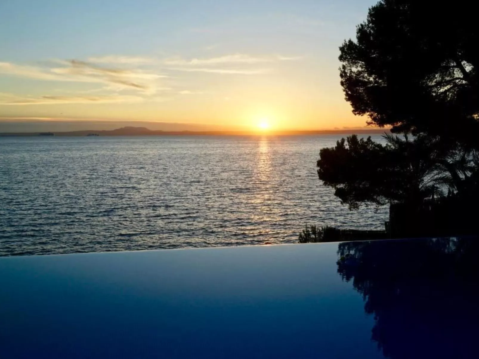 Spektakuläre Villa am Meer-Image-tags.info