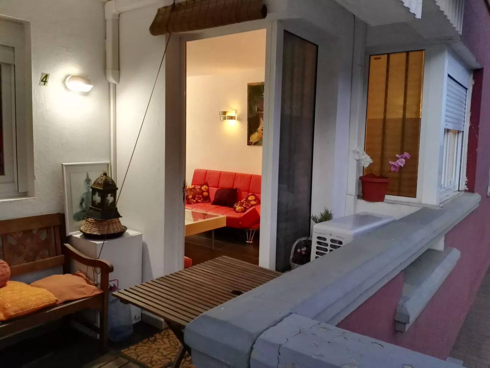 Appartement mit Balkon in einem Komplex mit Gemeinschaftspool am Meer-Binnen