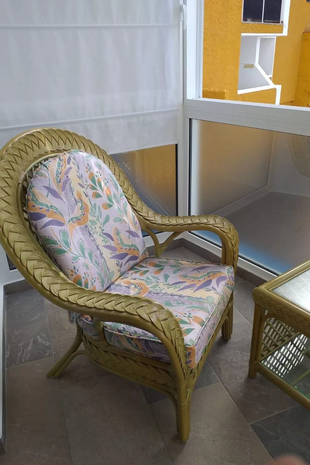 In Mesa Del Mar mit Offenem Balkon-Binnen