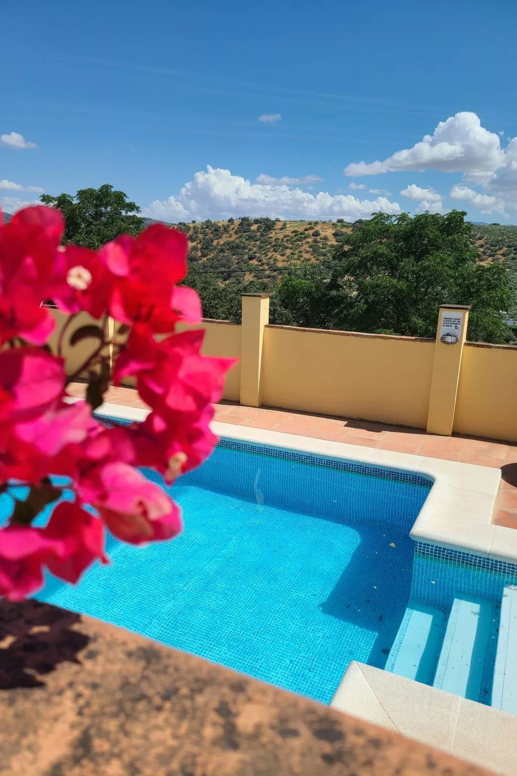 In Algarinejo mit Eigener Terrasse-Buiten