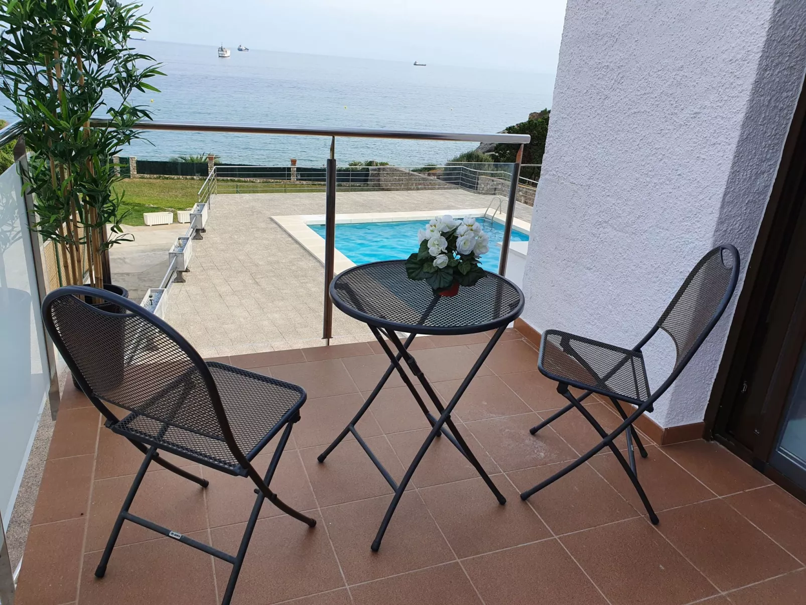 HAUS DIREKT AM MEER-Buiten