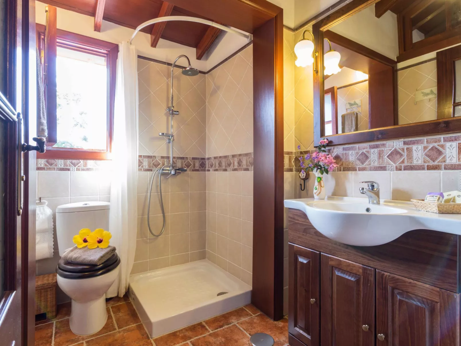 Finca Picacho "Ferienhäuser für große Gruppen"-Binnen