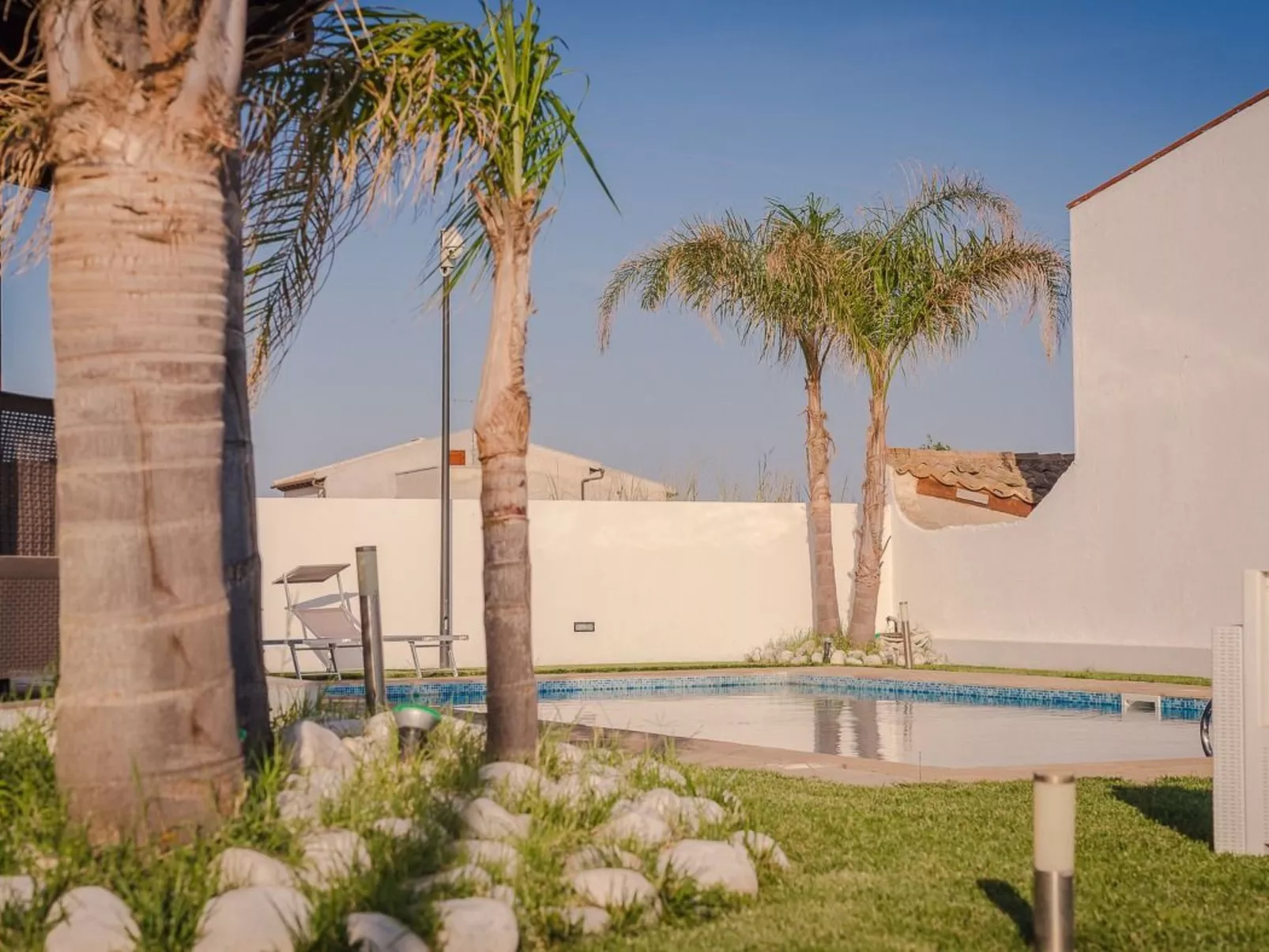 Villa al Mare-Image-tags.info