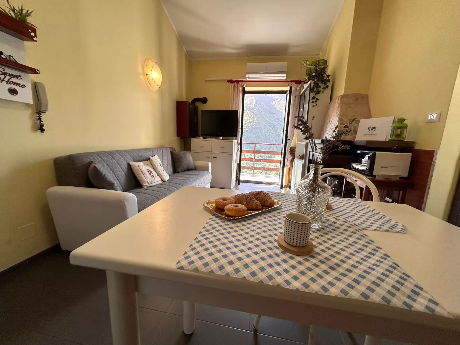 La Casetta in Montagna by Holiday World-Binnen