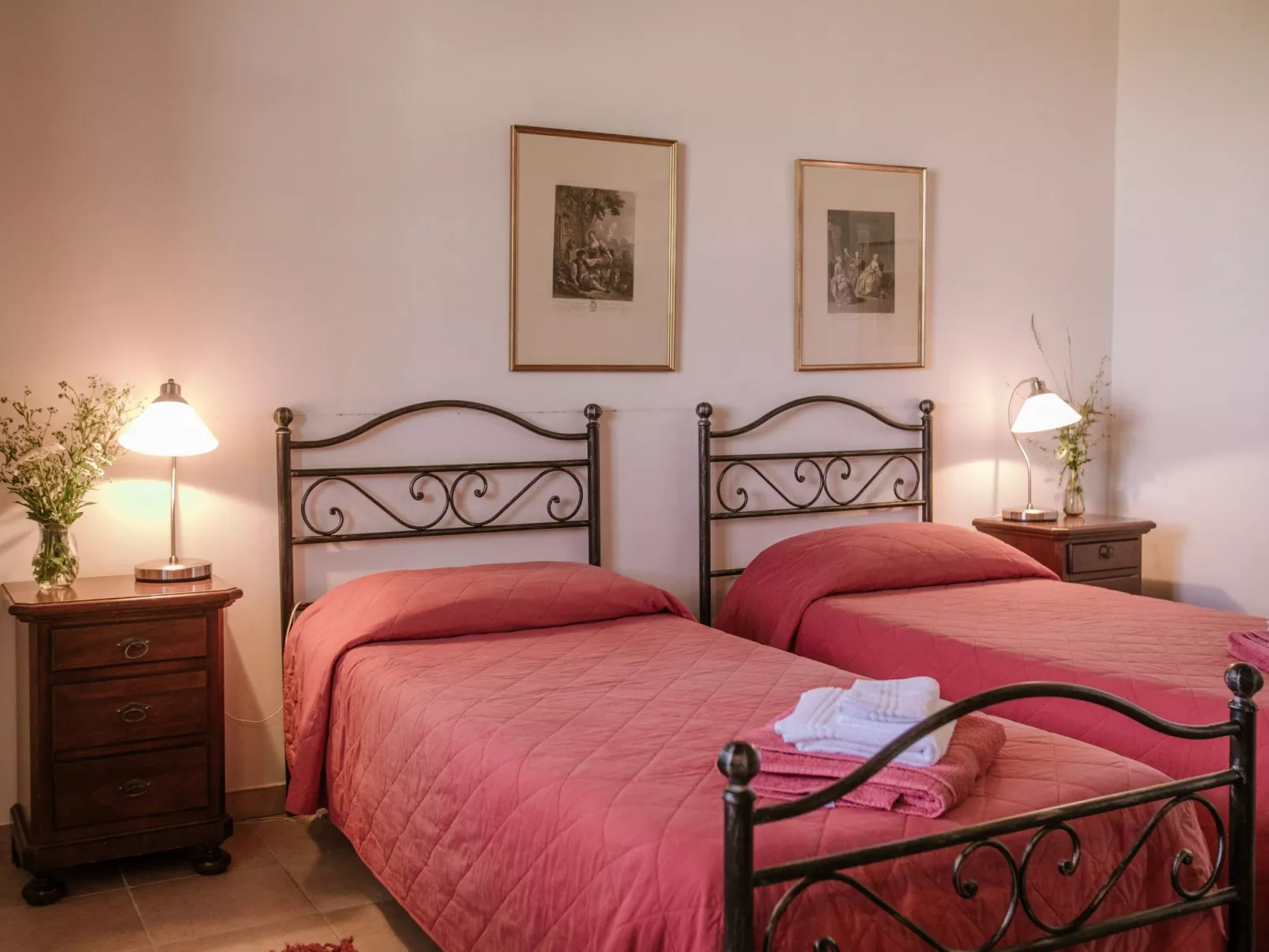 'Barbera' mit Pool-Image-tags.info