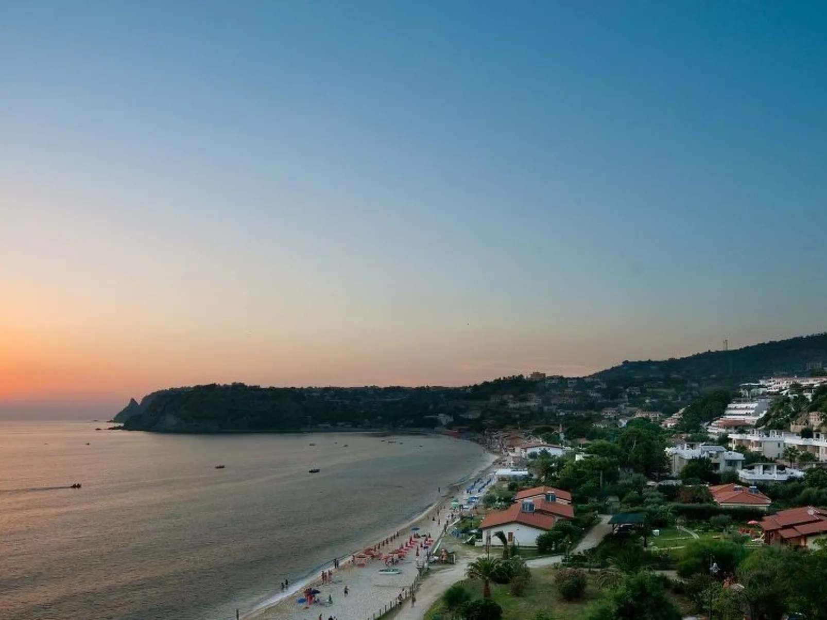 Zweizimmerwohnungen direkt am Meer-Image-tags.info