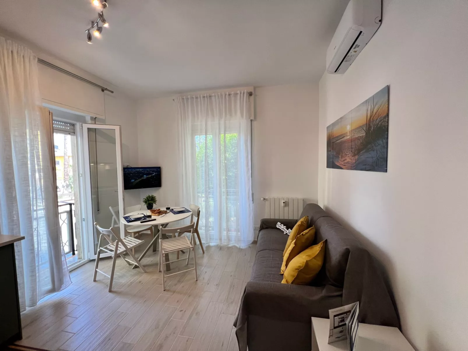 Für 4 Personen ca. 40 m&sup2; in Pietra Ligure, Norditalien (Ligurien)-Binnen