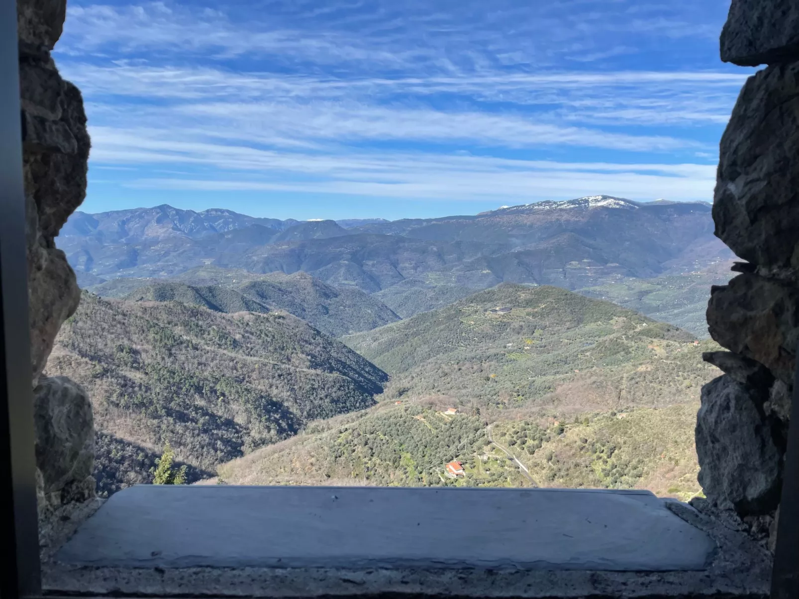 Retreat with a  View by Holiday World-Buiten