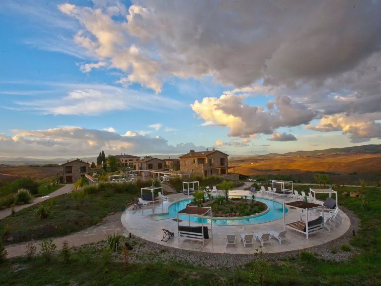 Wohnung "Villa Famiglia1" mit Pool-Binnen