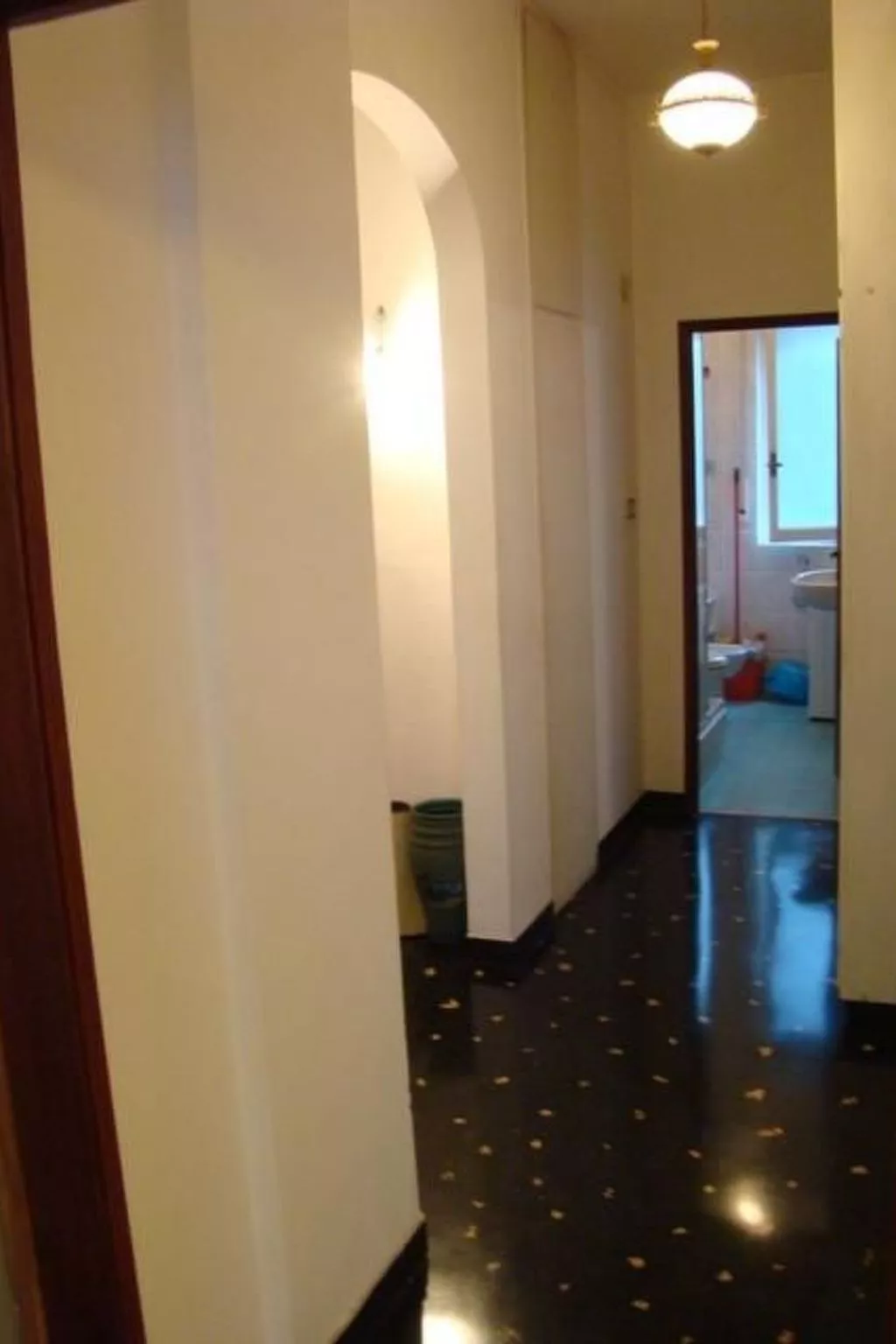 Wohnung mit Balkon-Image-tags.info